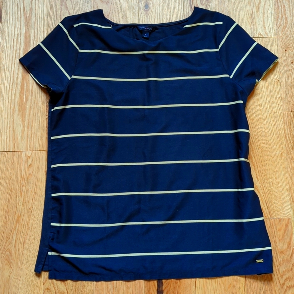 Tommy Hilfiger. Women's Top. Short-sleeve. Navy striped. Medium